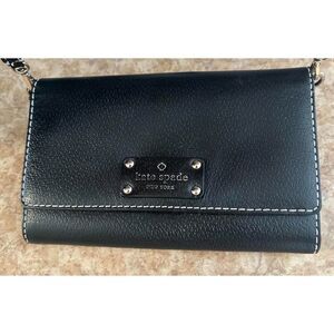 Kate Spade New York Wellesley Black Pebbled Leather Wallet Chain Crossbody Bag